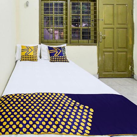 Hotel Oyo Life 93284 Kos Cendana Raya Mataram Esterno foto