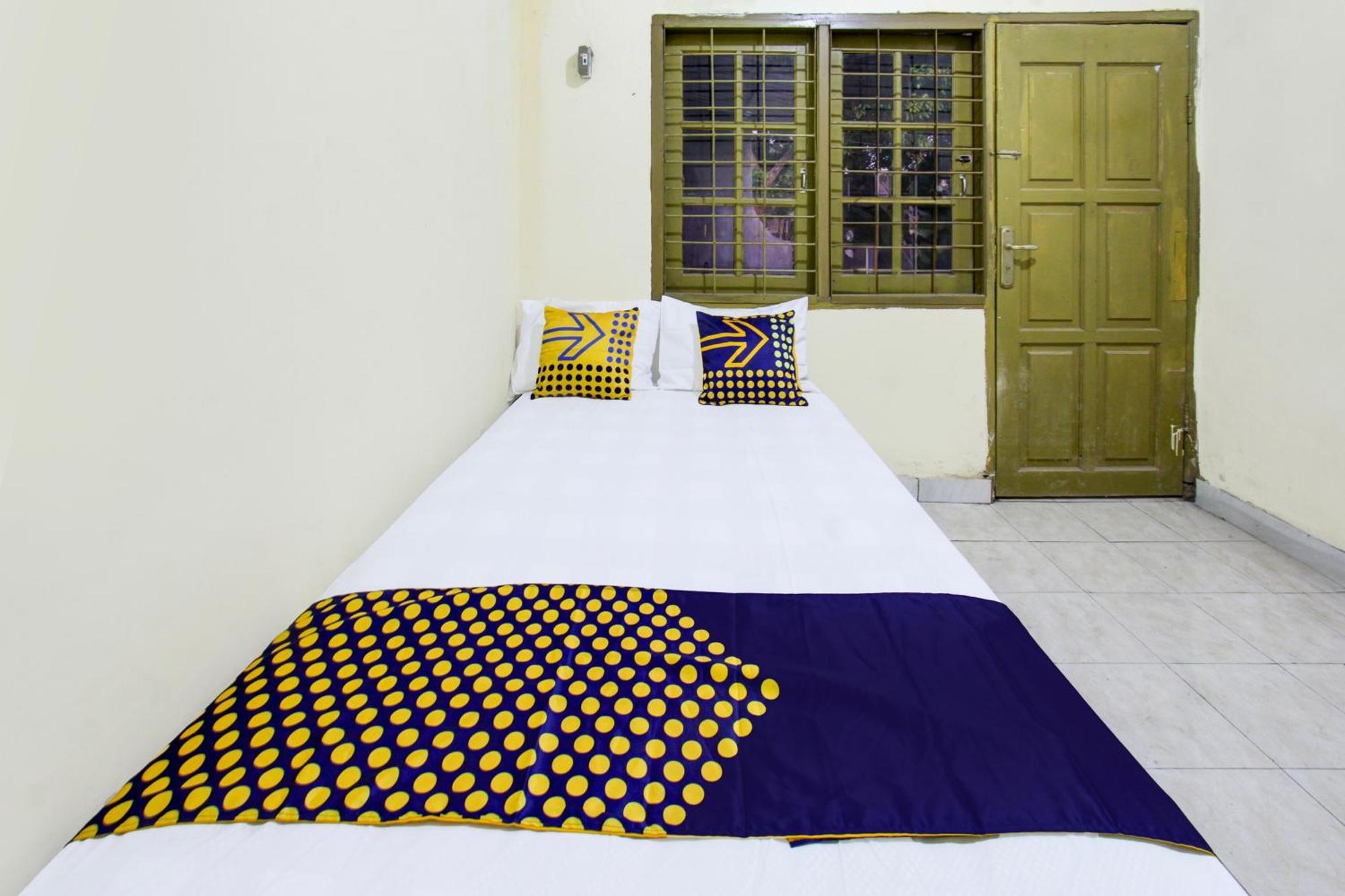 Hotel Oyo Life 93284 Kos Cendana Raya Mataram Esterno foto